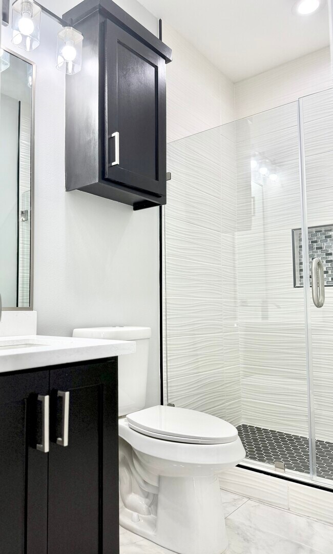 Photo - 2108 E Viviana St