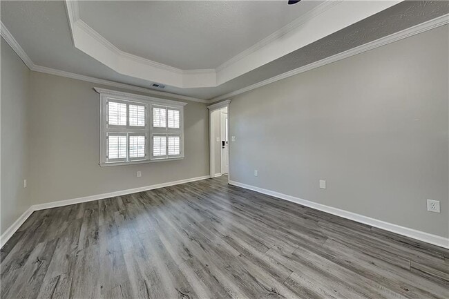 1305 Burning Bush Dr