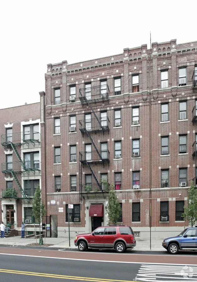 Photo - 2247 Webster Ave Apartments