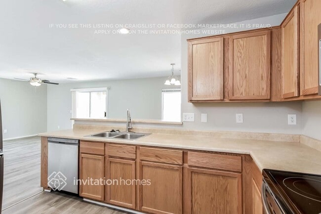 22229 W Devin Dr