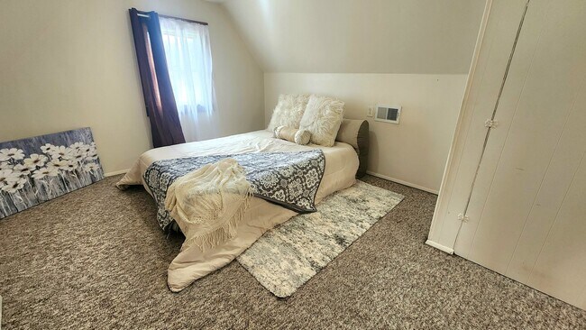 Photo - 1036 Forest Ave