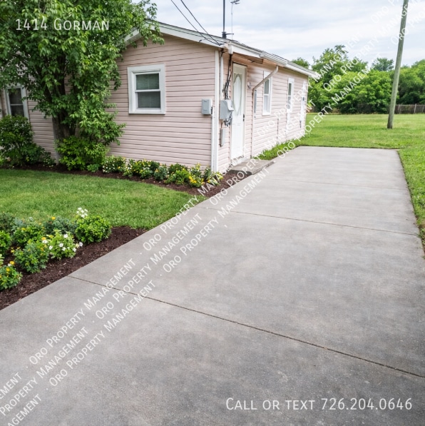 Building Photo - 1414 Gorman-
