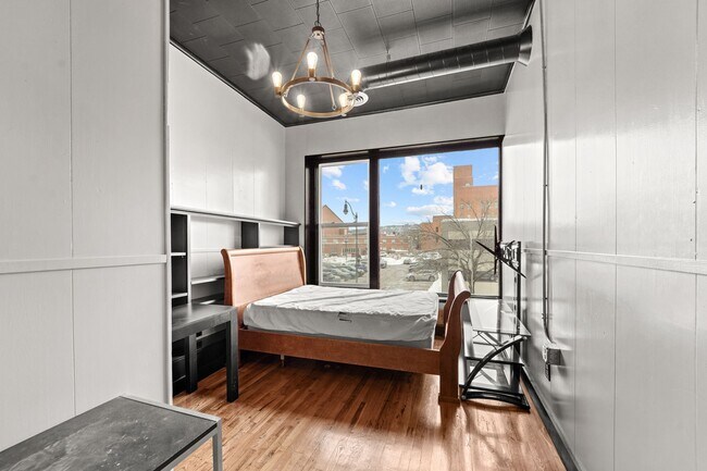 Photo - 136 Court St Unidad 2