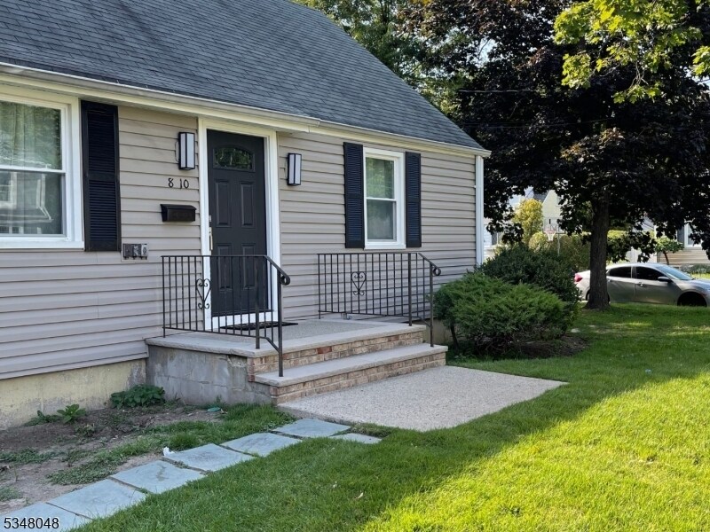 Photo - 8-25 Mason Pl