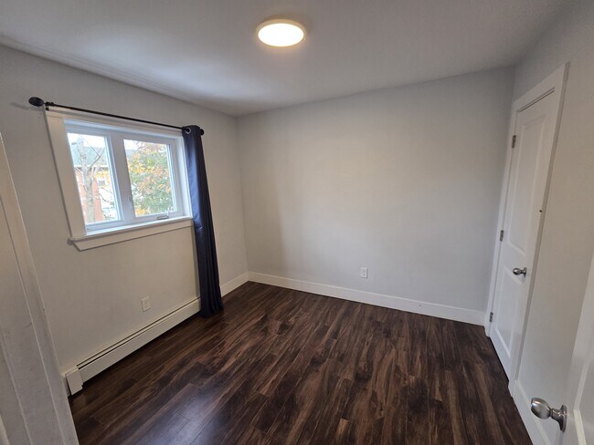 Photo - 85 Evans Ave Unit 6