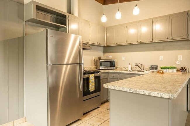 Photo - Chico Villa East Apartments