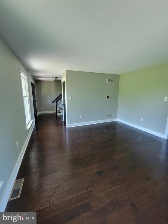 328 Township Line Rd