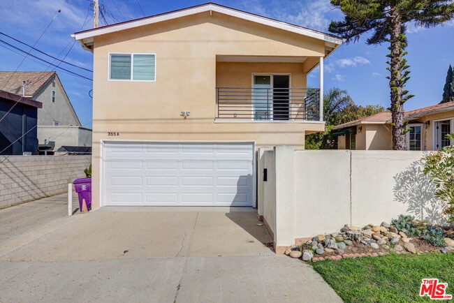 Building Photo - 355 Panama Ave