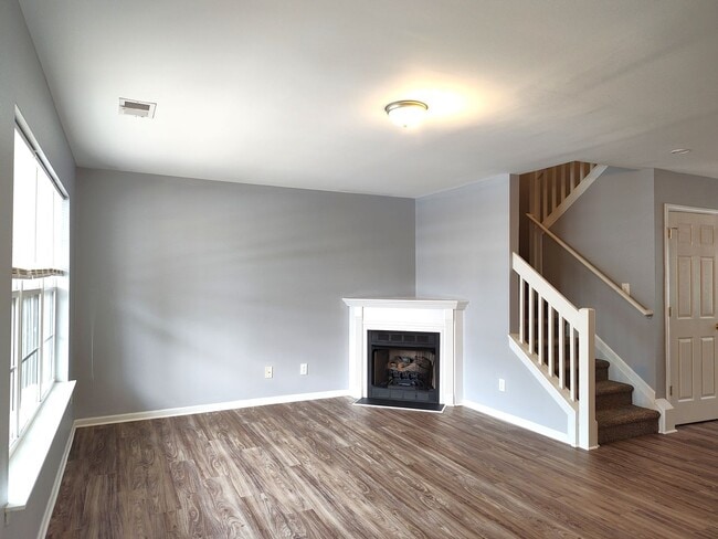 Photo - Pristine 2 Story townhome located in the Bennington Place Community!