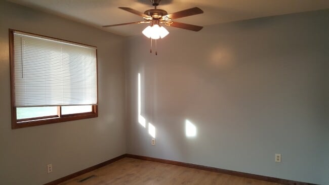 Photo - 1340 68th Ln N