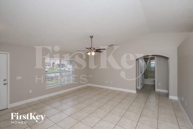 Photo - 914 Caligula Ave SE
