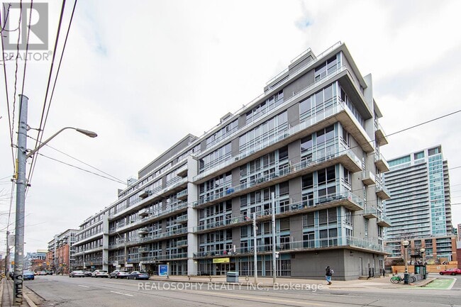 Photo - 1029 King St W Unité 235