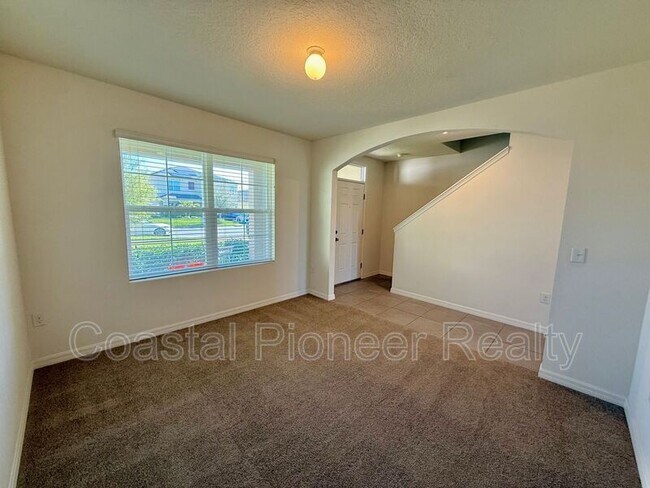 Photo - 31000 Summer Sun Lp