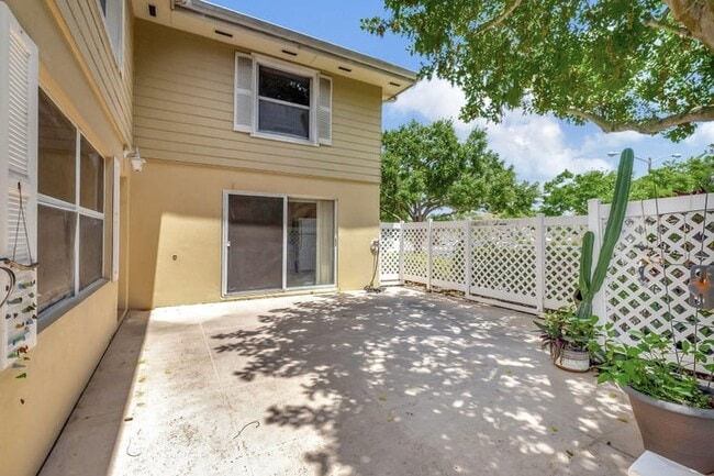 Photo - 4004 Medford Ct