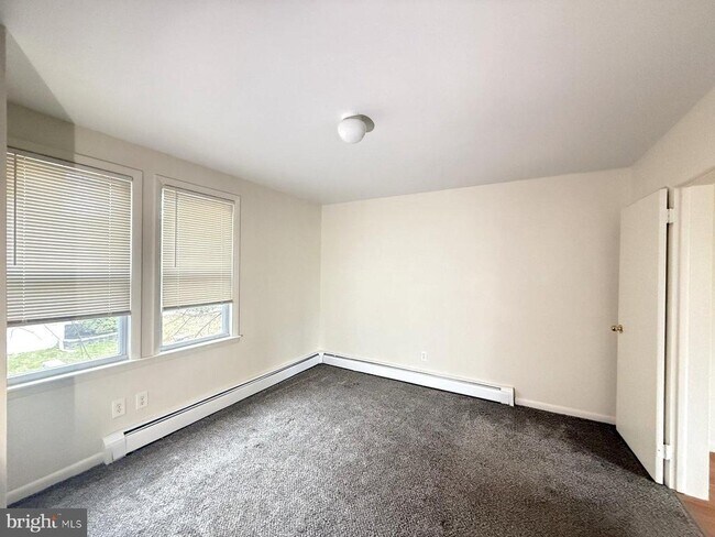 Photo - 1100 Grant Ave Unit E