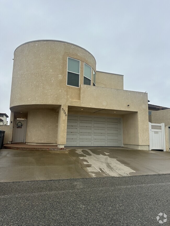 Building Photo - 5346 Sandpiper Way Rental