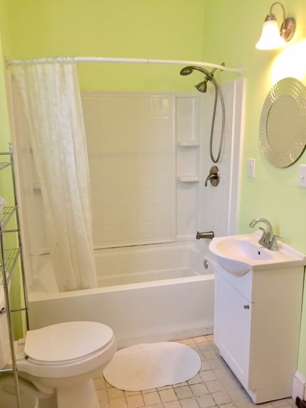 Photo - 2500 Bainbridge St