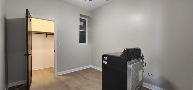 Photo - 2552 S Central Park Ave