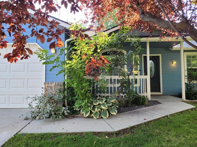 Photo - Cozy Home in Columbia Village!