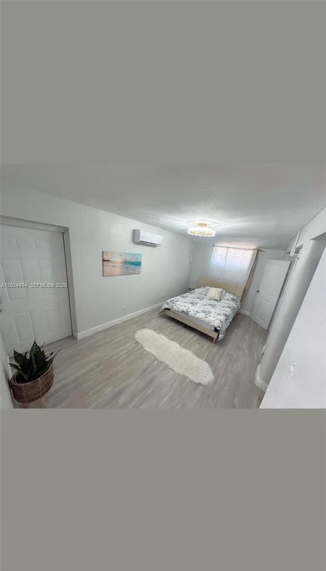 Photo - 950 NE 127th St Unit 1