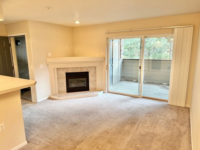 Photo - Cozy Two Bed/Two Bath Condo in Convenient ...