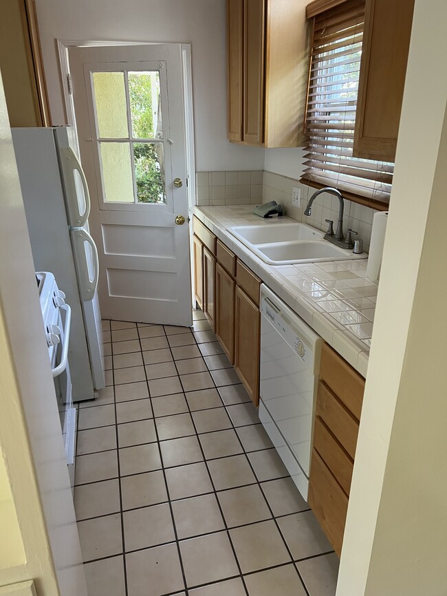 Photo - 8925 Keith Ave Unit 8925