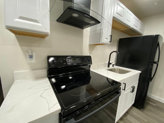 Photo - 353 Daleview Dr