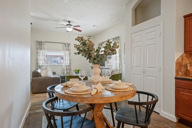 Photo - 6166 Imperial Loop Dr Unidad ID1328080P