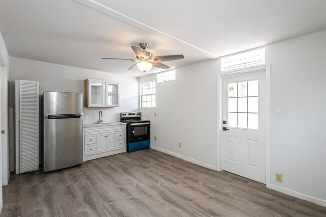 Photo - 1420 Corpus Christi St Unit 3