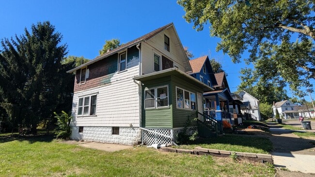 Photo - 4-Bedroom, 1-Bathroom Single Family Home f...