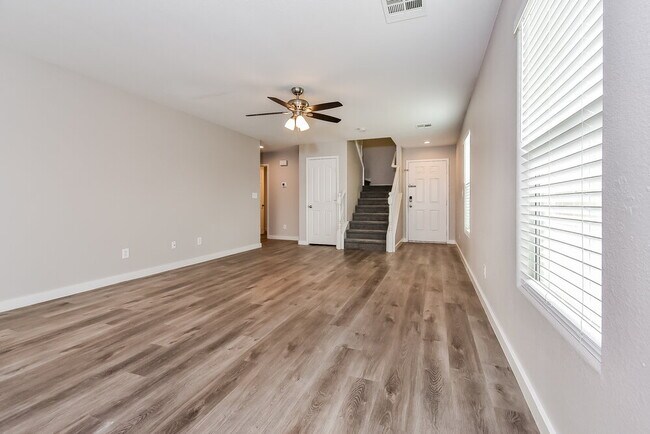 Photo - 6479 Red Island Ct