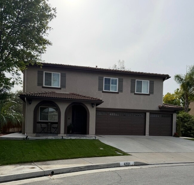 42121 Delmonte St