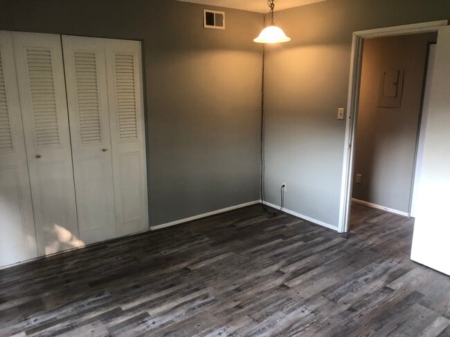 Photo - 2325 SW Briarwood Plz Unit 205 E