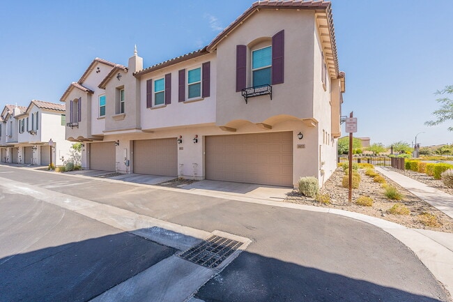 Building Photo - 4641 S Element Rental