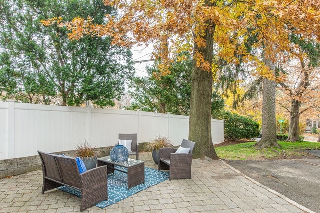 Photo - 61 Claremont Ave