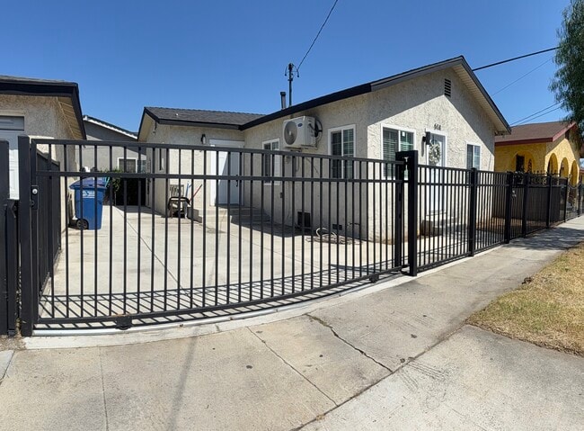 Building Photo - 514 N McDonnell Ave Rental