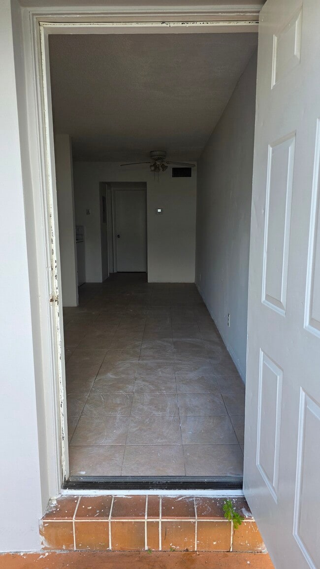 Photo - 19 SW 14th St