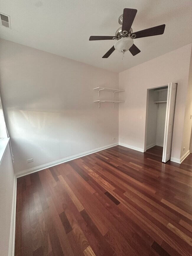 7544 W Belmont Ave