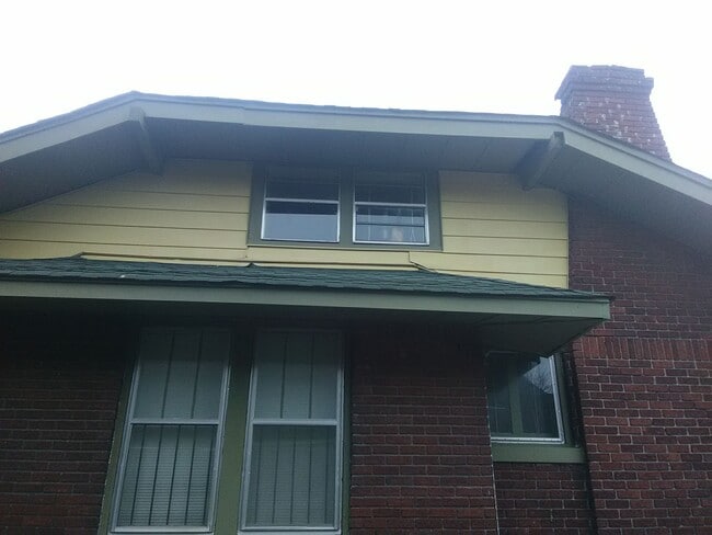 Photo - 1530 Waverly Ave