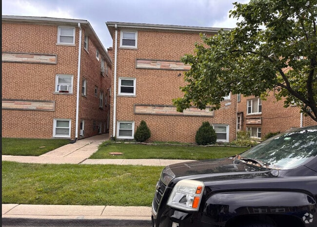 Building Photo - 2506 N 72nd Ct Rental