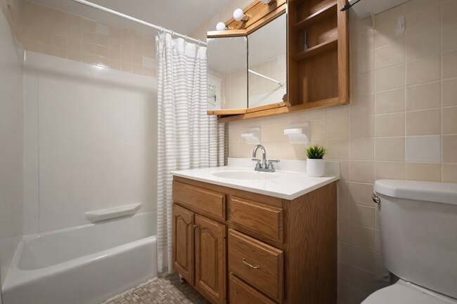 Photo - 210 Chestnut Hill Ave Unidad 6