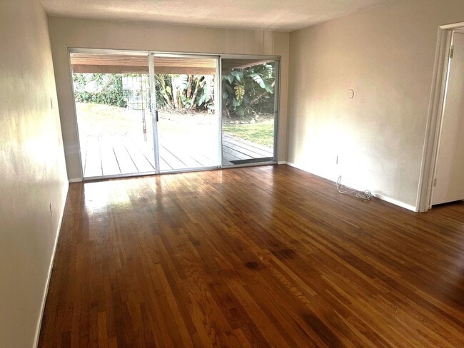Photo - 2BR 1BA Allied Gardens Home - Hardwood Floors, Washer/Dryer, 2 Car Garage, HUGE backyard, 2 Pets ...