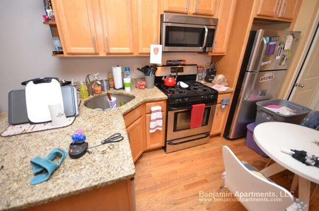 Photo - 27 Lothrop St Unit 1