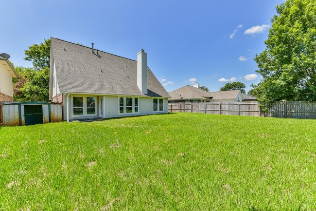 Photo - 106 Mango St