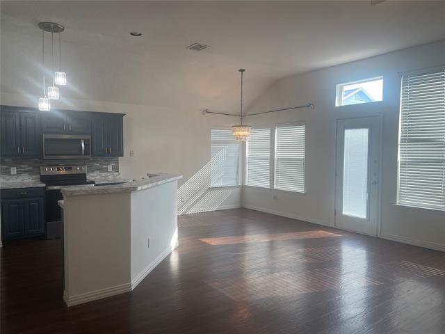 Photo - 1825 Kingsbrook Trail