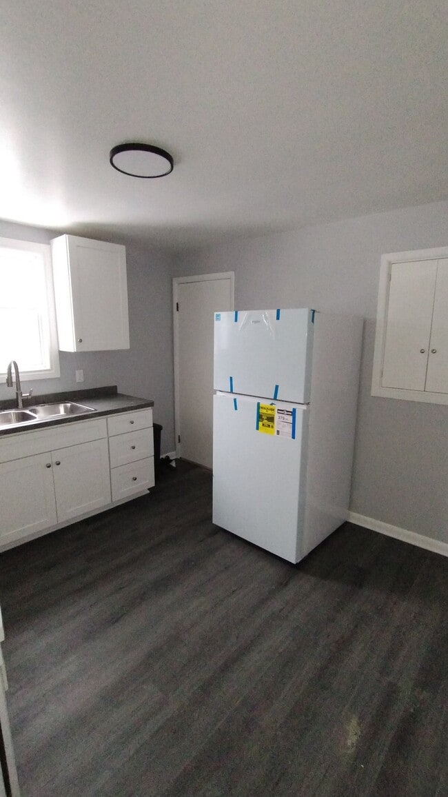 Photo - 57 Kirby Ave Unidad Apt 1