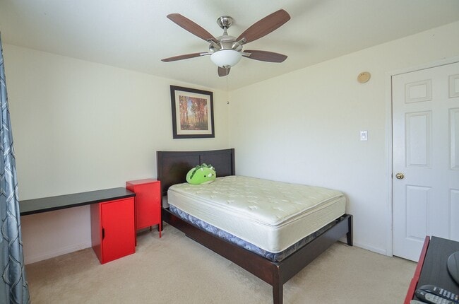 Photo - 13823 Eldridge Garden Cir