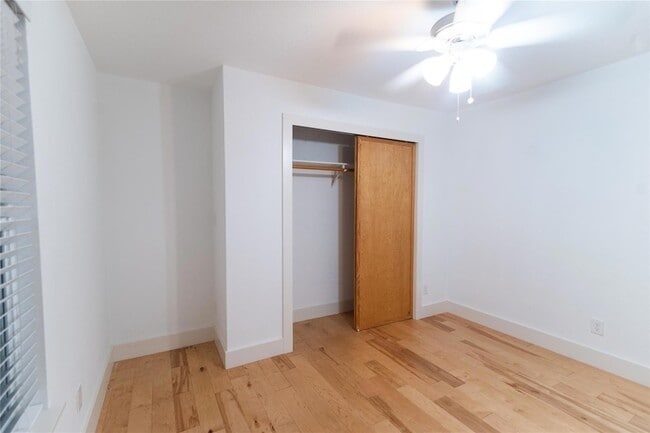 Photo - 1309 E 52nd St Unit 2