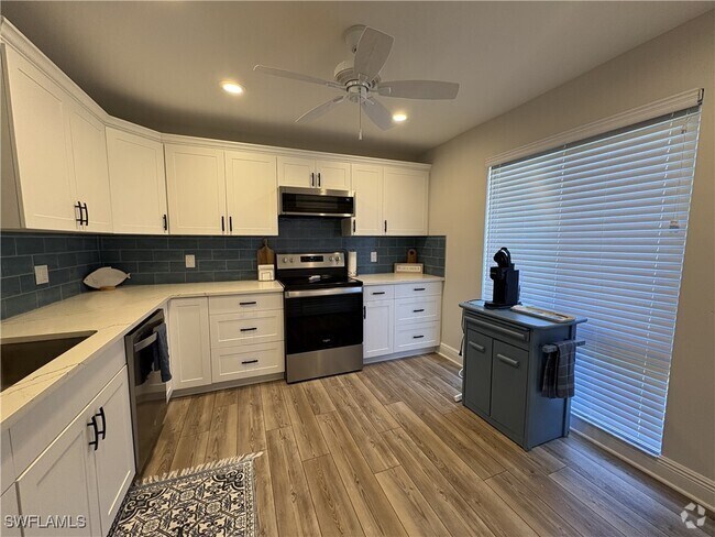 Building Photo - 202 Peppermint Ln Unit 2 Rental