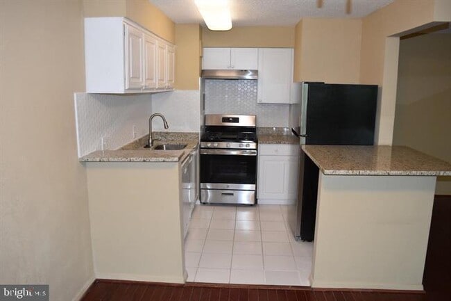 Photo - 4 S Van Dorn St Unit 503